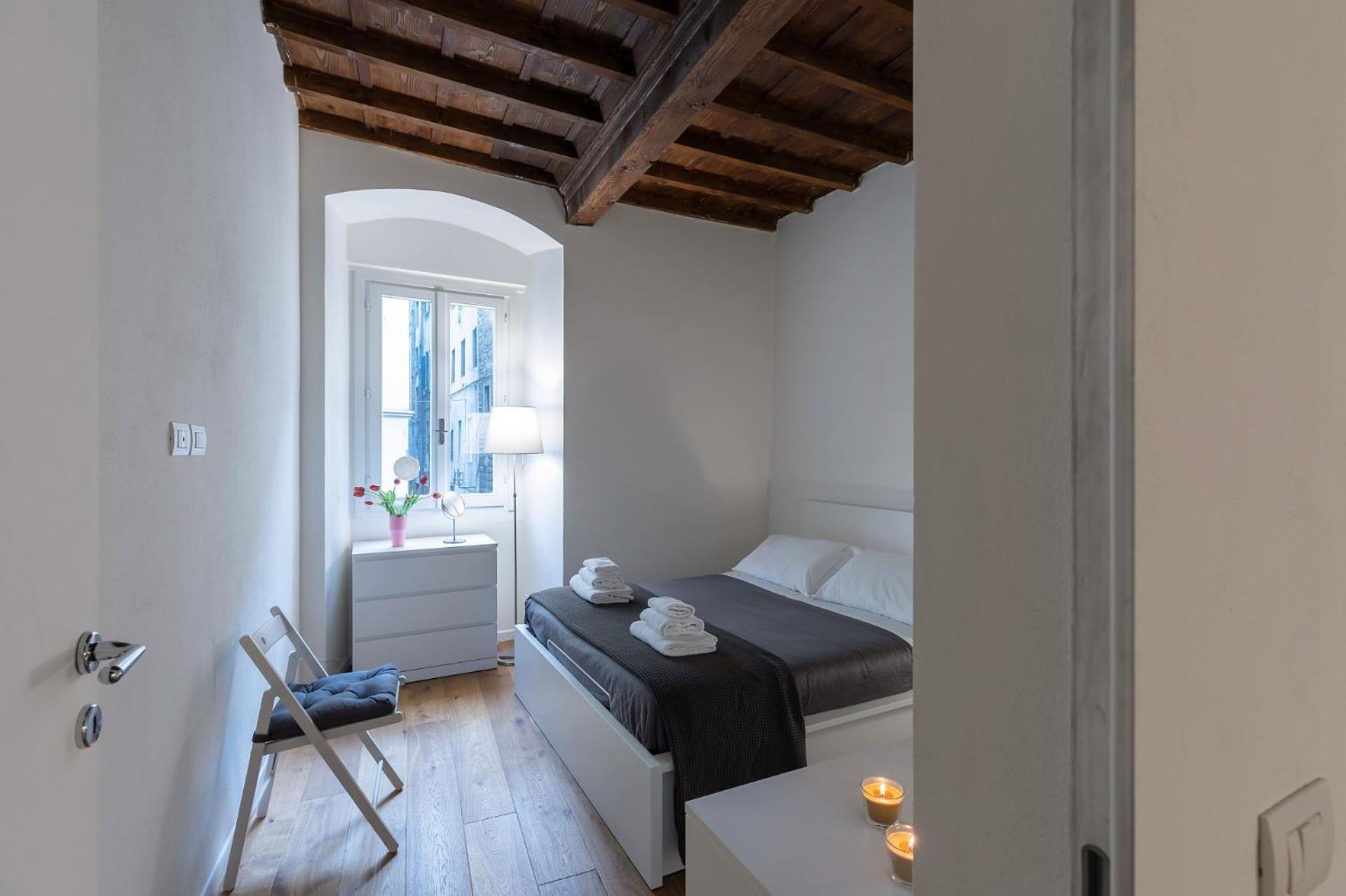 Apartment In The Heart Of *